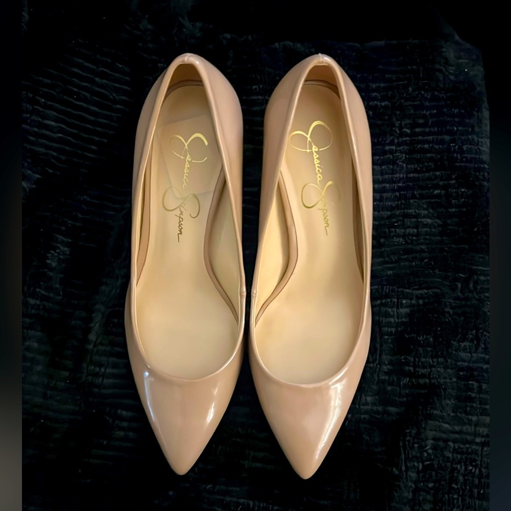 Jessica Simpson Nude Heel